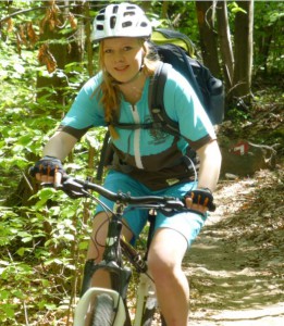 Kletterwald München Constanze mit dem MTB